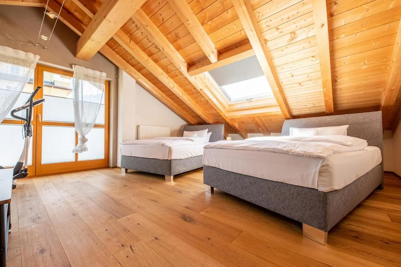 Ferienhaus „Adlerhorst“ Eignet Sich Ideal Fuer Die Ganze Familie Garmisch-Partenkirchen 0*,