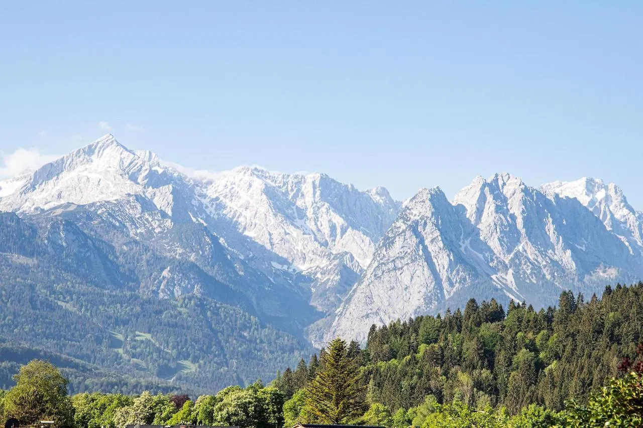 Ferienhaus „Adlerhorst“ Eignet Sich Ideal Fuer Die Ganze Familie Garmisch-Partenkirchen Germany