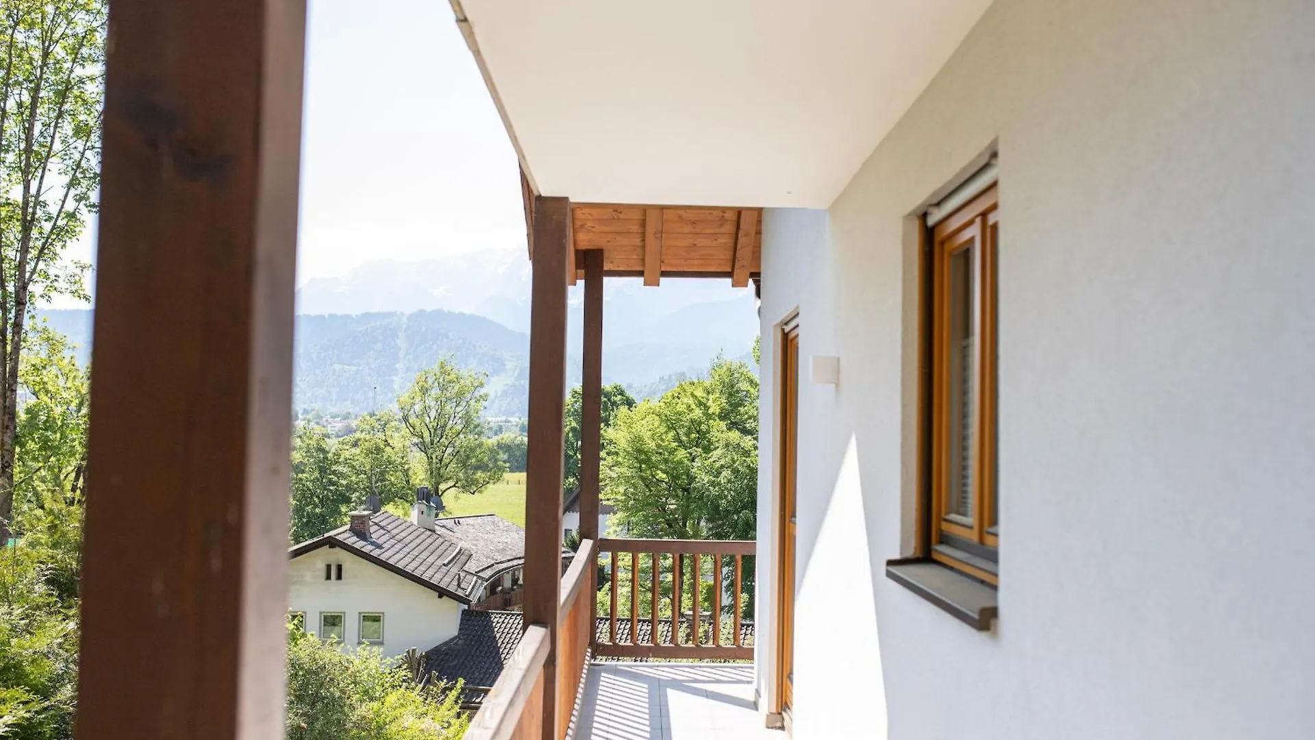 Ferienhaus „Adlerhorst“ Eignet Sich Ideal Fuer Die Ganze Familie Garmisch-Partenkirchen